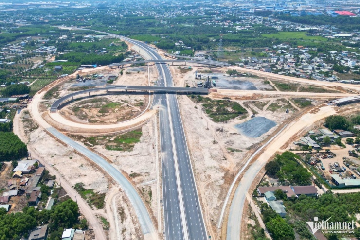 Cận cảnh cao tốc Biên Hòa – Vũng Tàu trước ngày thông xe - 8