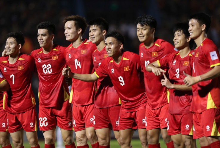 HLV Kim Sang Sik đang sở hữu 1 lực lượng hùng hậu