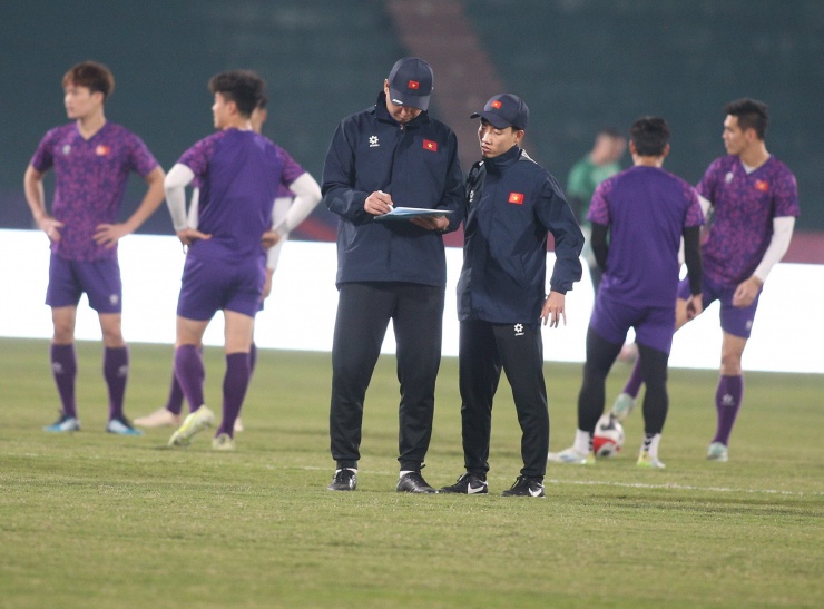 Nhưng HLV người Hàn Quốc có tận dụng tối đa nguồn lực hiện có hay không thì phải chờ