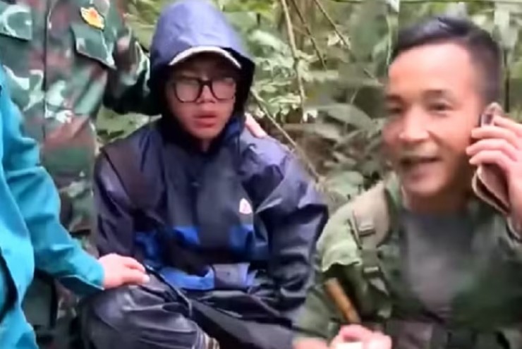 Tìm thấy nam sinh mất tích ở Tam Đảo sau hơn 36 giờ