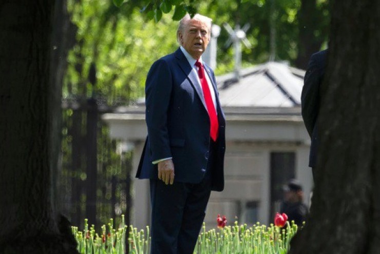 Ông Donald Trump liên tục thay đổi thái độ, Iran quyết  " không ngồi vào bàn đàm phán " 