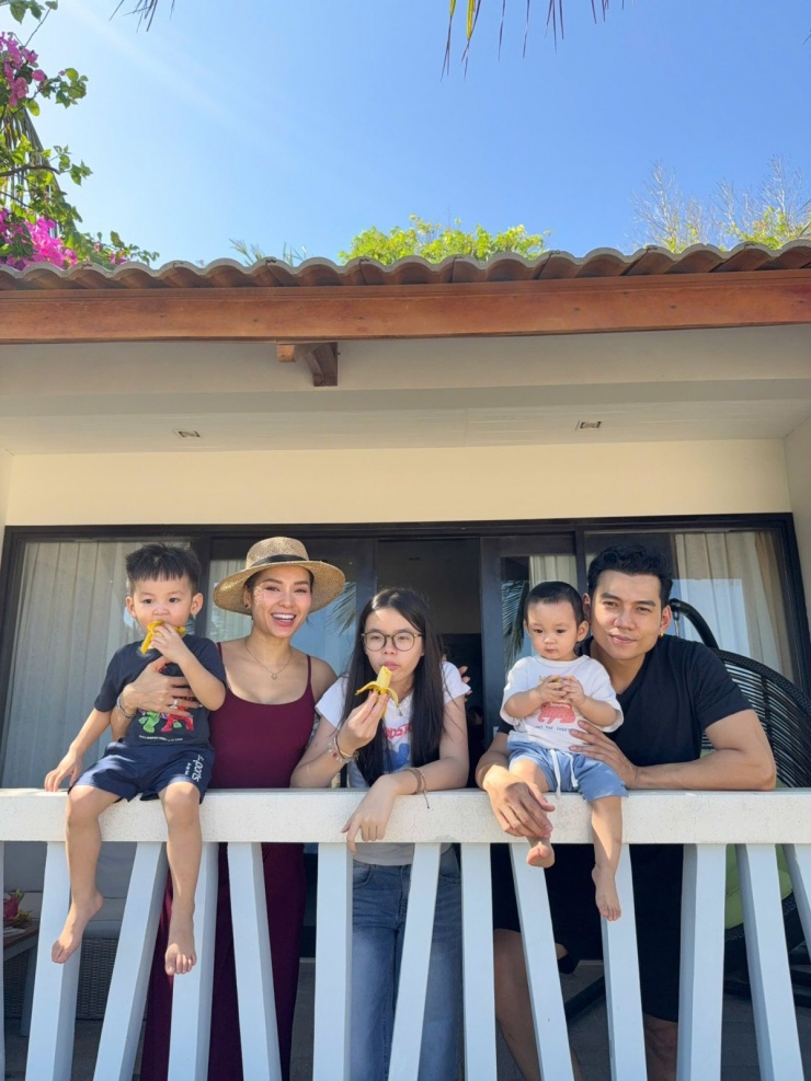 Ảnh sao 21/4: Nhã Phương muốn 'trọn đời nói nhiều' bên Trường Giang - 8