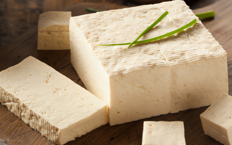 Rán đậu, nhớ chọn miếng có đặc điểm này đậu mới vàng ươm, giòn trong mềm ngoài lại chẳng lo bị nát bét - 1