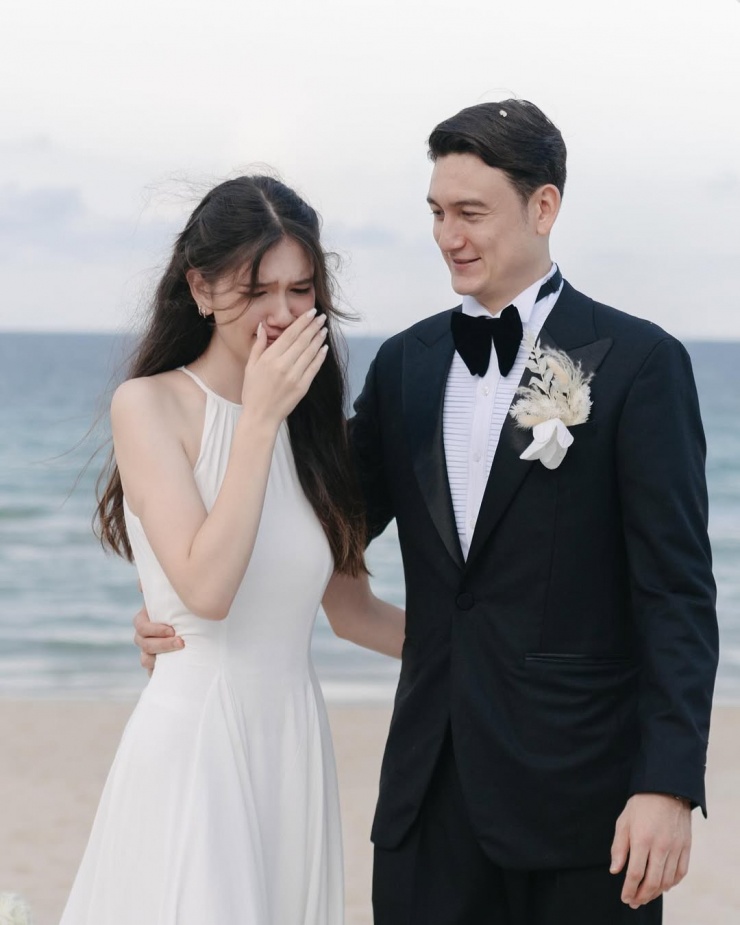 Sắc vóc em gái 19 tuổi của thủ môn Đặng Văn Lâm - 3