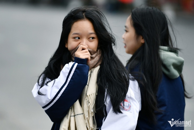 Không khí lạnh tràn về khiến miền Bắc giảm nhiệt mạnh, có nơi dưới 20 độ. Ảnh minh họa: Nam Khánh