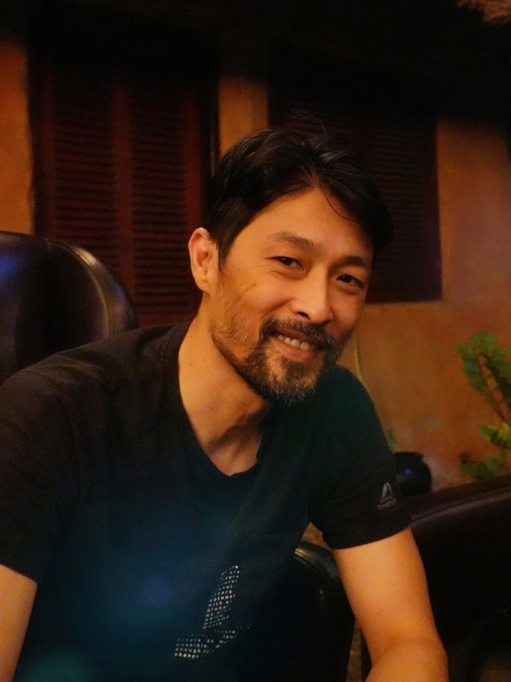 Ngoại hình Johnny Trí Nguyễn tuổi 52 - 8