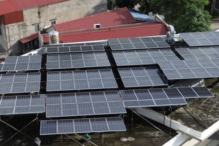 Lắp điện mặt trời mái nhà: Hóa đơn điện giảm mạnh, cách hoàn vốn sau hơn 3 năm