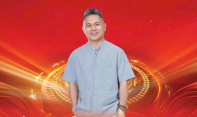 Ông Nguyễn Trung Dũng – Tổng đạo diễn chương trình Âm vang Tổ quốc.