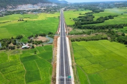 Cận cảnh cao tốc Biên Hòa – Vũng Tàu trước ngày thông xe