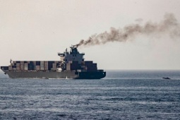 Iran yêu cầu Mỹ thả tàu Touska, cảnh báo 'hậu quả nghiêm trọng'