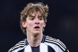 Tin mới nhất bóng đá sáng 21/4: Newcastle ra giá 75 triệu bảng cho Gordon