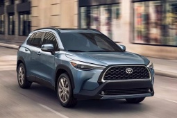Toyota Corolla Cross sắp có thêm phiên bản 7 chỗ