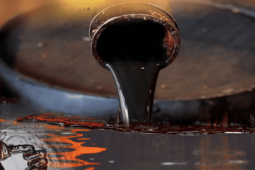 Giá xăng dầu hôm nay 21/4: Đồng loạt giảm