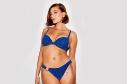 Hailey Bieber giữ vóc dáng săn chắc nhờ pilates và ăn uống cân bằng