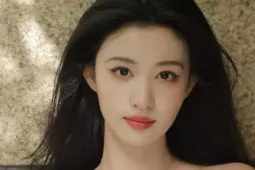 Hơn 100 nghệ sĩ bị tẩy chay