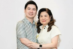 Mẹ chồng Đỗ Mỹ Linh diện set đồ gần 200 triệu đồng mừng tuổi mới