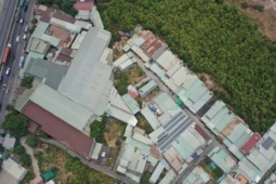 Vụ 48 căn nhà xây trái phép ở TPHCM: Chính quyền lên tiếng về bảo đảm quyền lợi cho người dân