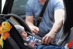 Những kỹ năng cần biết để tránh bỏ quên trẻ em trên ô tô