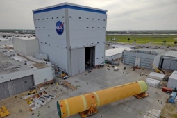 Lộ diện lõi tên lửa chuẩn bị cho sứ mệnh Artemis III