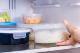 Sự thật ít biết về thói quen nhiều người mắc phải: Cất cơm trong tủ lạnh ăn dần