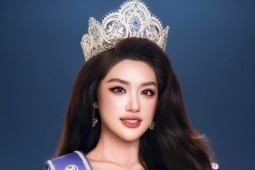 Phan Phương Oanh thi Hoa hậu Thế giới 2027 tại Tanzania