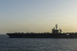 Mỹ huy động tàu sân bay tham gia phong tỏa cảng Iran