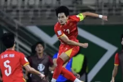 Đình Bắc có cạnh tranh được vị trí ở đội tuyển Việt Nam?