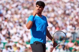 Nóng nhất thể thao sáng 21/4: Hình ảnh đáng lo của Alcaraz, bỏ ngỏ dự Roland Garros