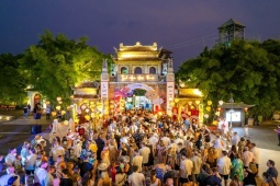 Phú Quốc United Center: Từ “tâm điểm không ngủ” đến “vũ trụ lễ hội” bùng nổ