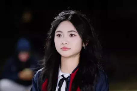 Nữ sinh Phú Thọ là Thủ khoa lập kỷ lục cao nhất kỳ thi HSA 2026: Dùng tư duy IELTS 8.0 để giải đề Văn học