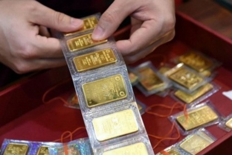 Chốt giá vàng hôm nay ngày 21/4 tiếp đà giảm mạnh