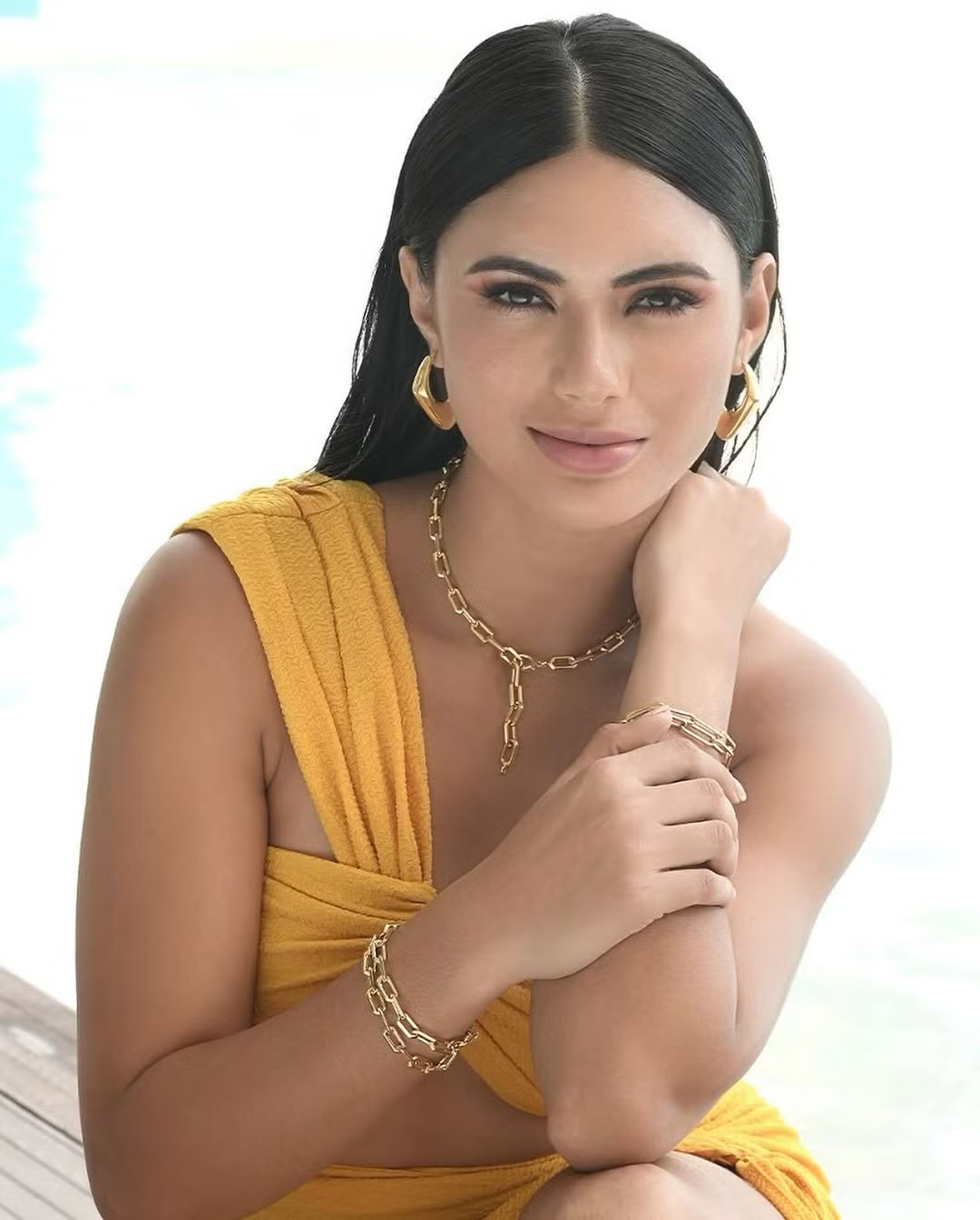 Những thí sinh mạnh nhất Hoa hậu Hòa bình - 7