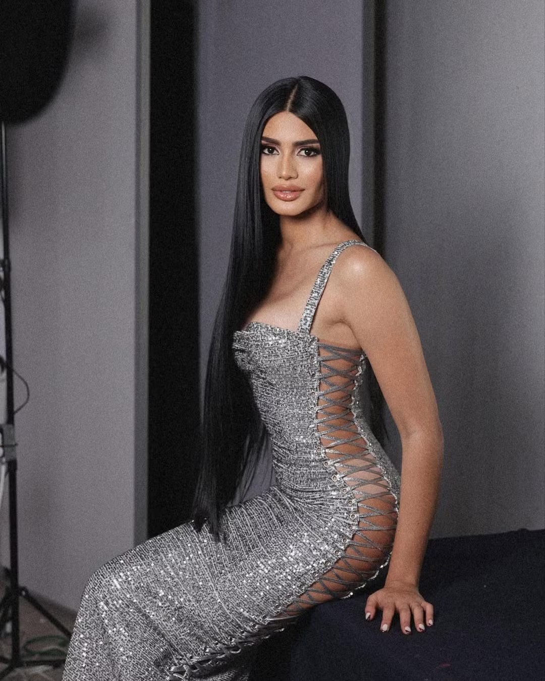 Đến thời điểm hiện tại đã có hơn 30 thí sinh của mùa giải MGI All Stars đầu tiên được công bố. Đại diện Venezuela - Sthefany Gutiérrez đang được đánh giá là thí sinh mạnh nhất mùa giải năm nay. Thông tin Sthefany Gutiérrez đăng ký tham dự Miss Grand All Stars đã gây xôn xao các diễn đàn sắc đẹp. Cô từng tham dự Hoa hậu Hoàn vũ 2018 ở Thái Lan và giành giải á hậu 2.