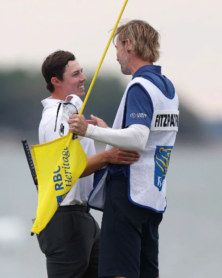 Thế trận giằng co ngày chung kết