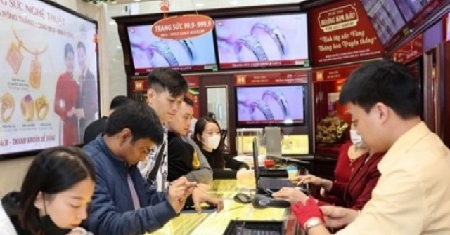 Giá vàng liên tục đảo chiều, Hiệp hội đề xuất cho doanh nghiệp vay vàng trong dân