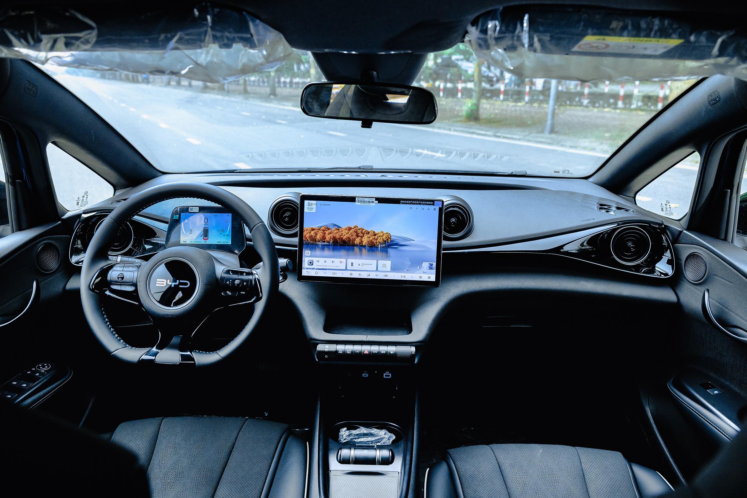 BYD tiếp tục chiều lòng khách hàng trẻ bằng những trang bị công nghệ.