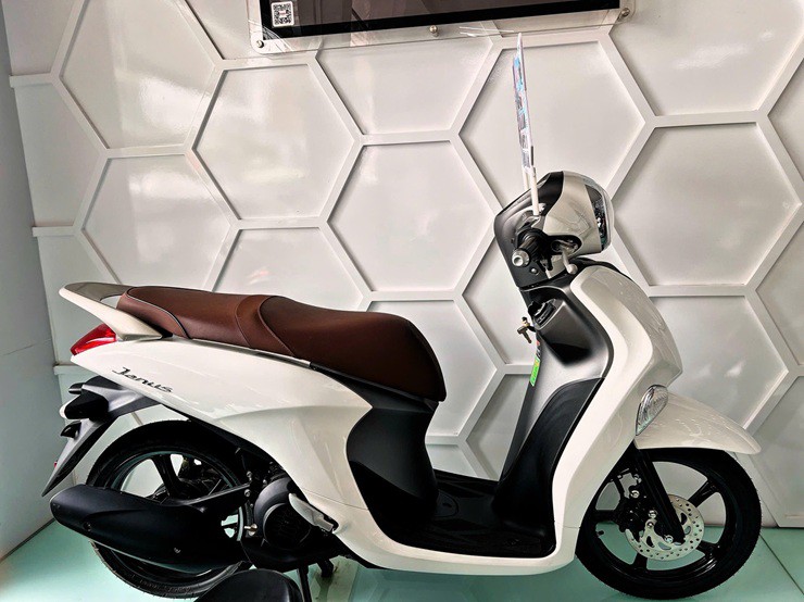 Bảng giá Yamaha Janus tháng 4/2026: Đại lý bán cao hơn đề xuất - 1