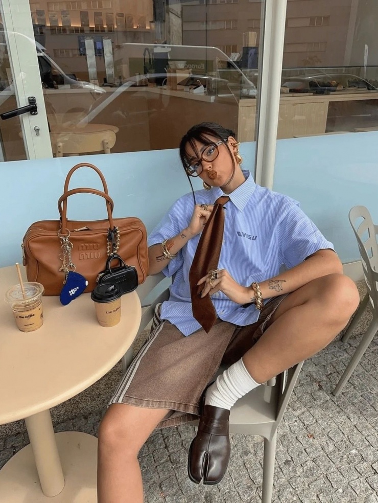 Giới trẻ săn lùng giày móng heo - 12