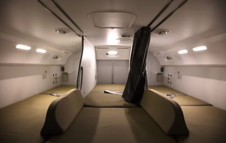 Khoang nghỉ của phi hành đoàn trên máy bay Boeing 787 Dreamliner của Qantas. Ảnh: Telegraph