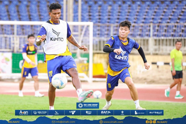 Mùa giải này, Trần Mạnh Quỳnh có 17 lần ra sân trên mọi đấu trường (thi đấu tổng cộng 1.087 phút), ghi 2 bàn thắng và thực hiện 1 pha kiến tạo cơ hội cho đồng đội lập công. Ảnh: SLNA.