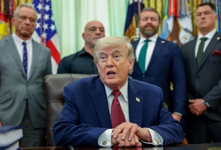 Ông Trump đặt “hạn chót” buộc Iran đưa đề xuất, gây sức ép trước giờ G - 1