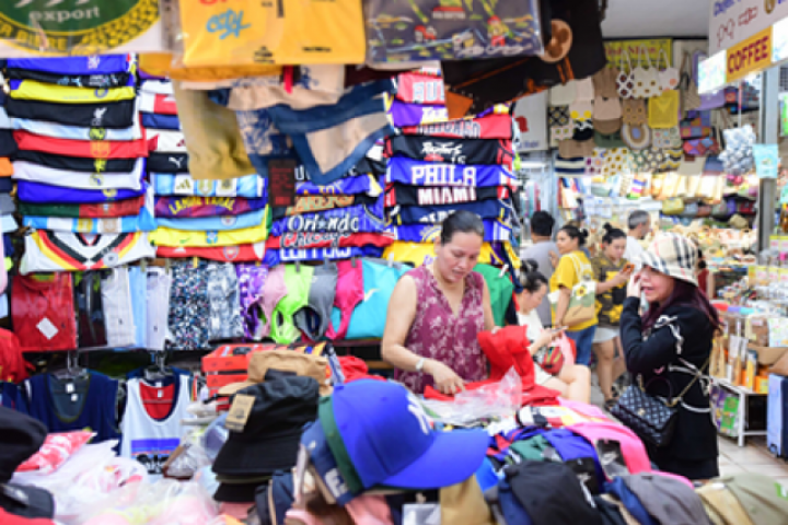 Hộ kinh doanh cần ngưỡng miễn thuế hợp lý