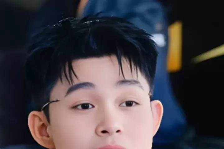 Sở Văn hóa Thể thao TPHCM làm việc với Jun Pham về MV gợi dục