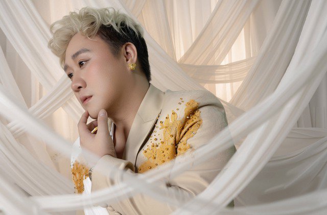 Trung Quân Idol là ai? - 2