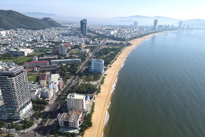 Bờ biển Quy Nhơn. Ảnh: Kim Thi