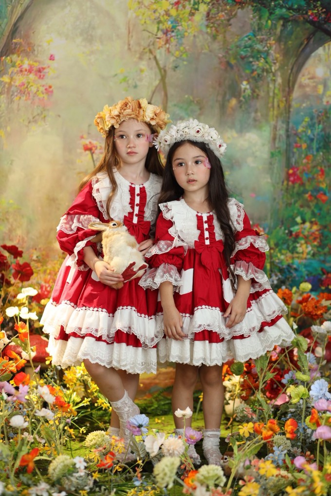 Hai bé gái lai Việt - Anh từng 'gây sốt' năm 2019 giờ ra sao? - 6