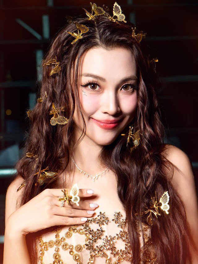 Một Á hậu Việt sau 4 năm ly hôn chồng Tây có sắc vóc 'lên hương' nhờ siết cân, giảm mỡ - 1