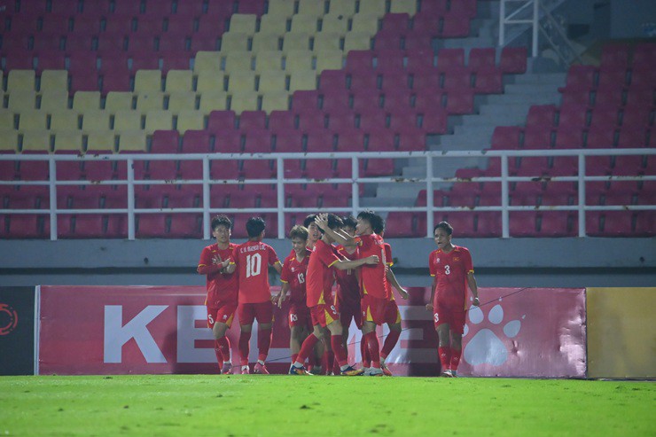 Trực tiếp bóng đá U17 Việt Nam - U17 Australia: Thẻ đỏ cuối trận (U17 Đông Nam Á) (Hết giờ) - 3