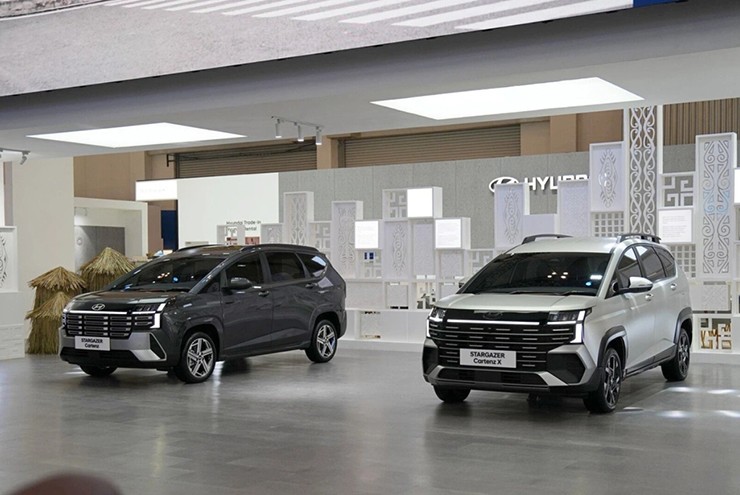 Hyundai Stargazer facelift có giá khởi điểm 519 triệu đồng.