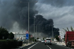 Iran cảnh báo láng giềng 'chuẩn bị vĩnh biệt sản xuất dầu'